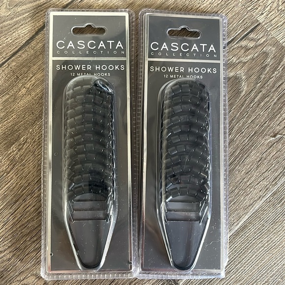 Cascata Shower Hooks - Picture 1 of 3